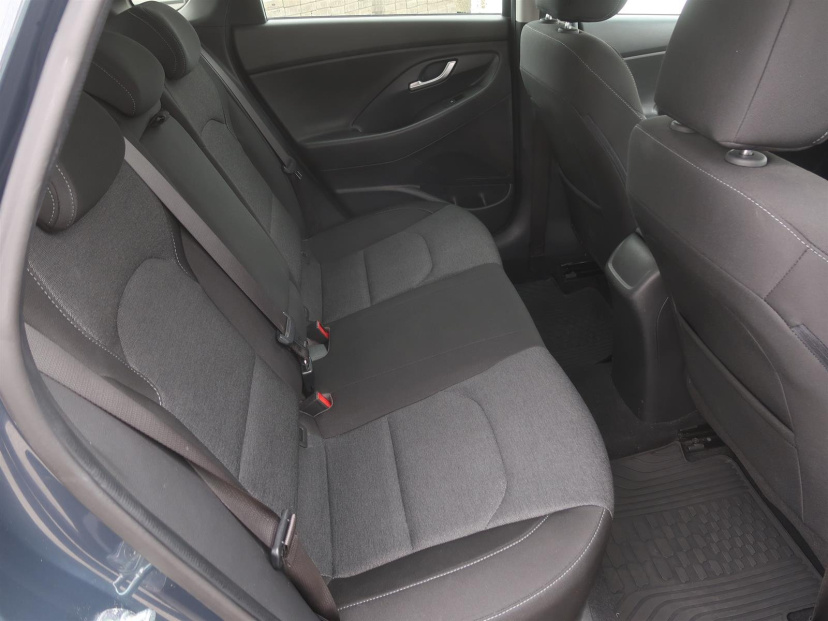 Hyundai i30, 2022