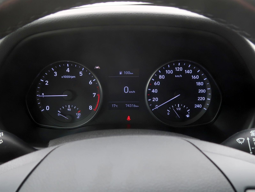 Hyundai i30, 2022
