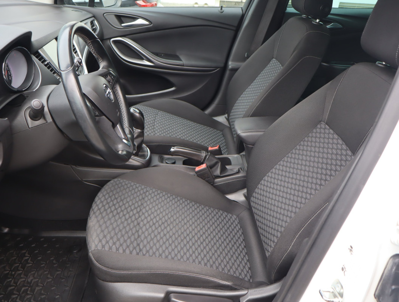 Opel Astra, 2016