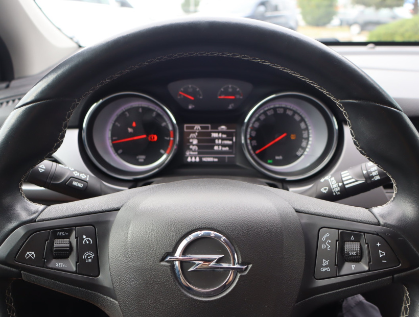 Opel Astra, 2016
