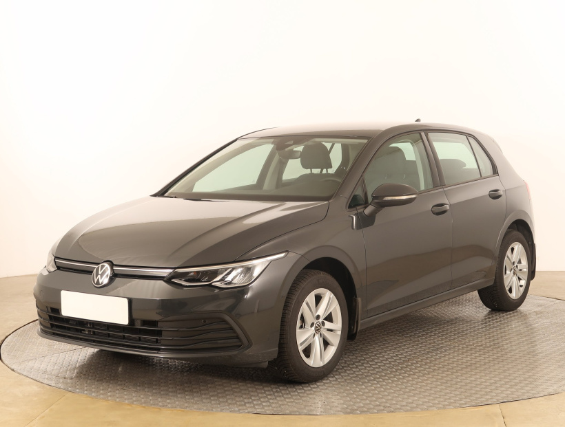 Volkswagen Golf, 2021
