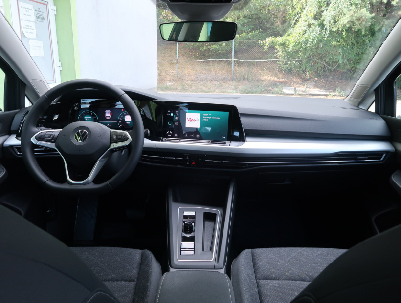 Volkswagen Golf, 2021
