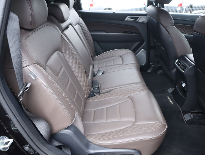 SsangYong Rexton, 2022