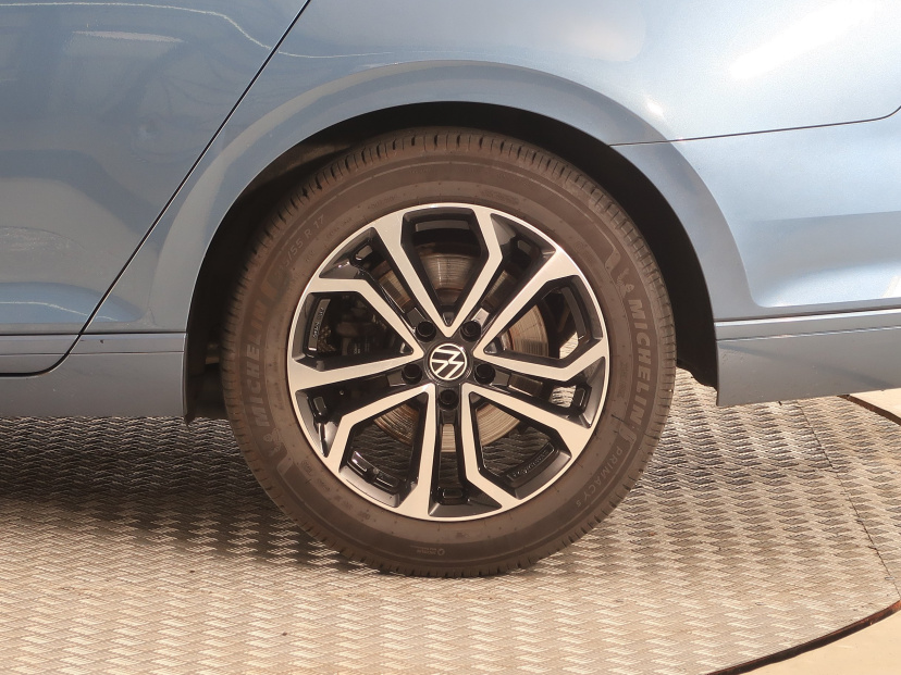 Volkswagen Passat, 2016