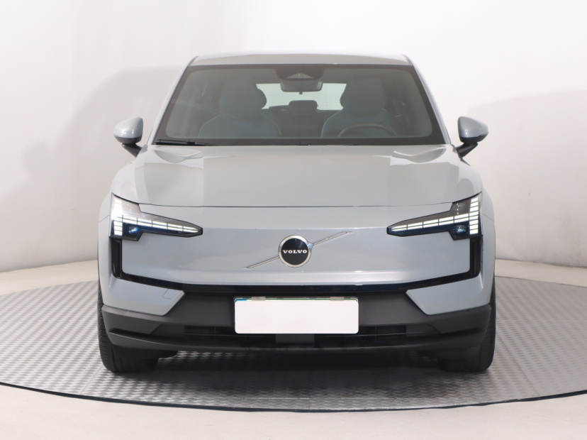 Volvo EX30, 2024