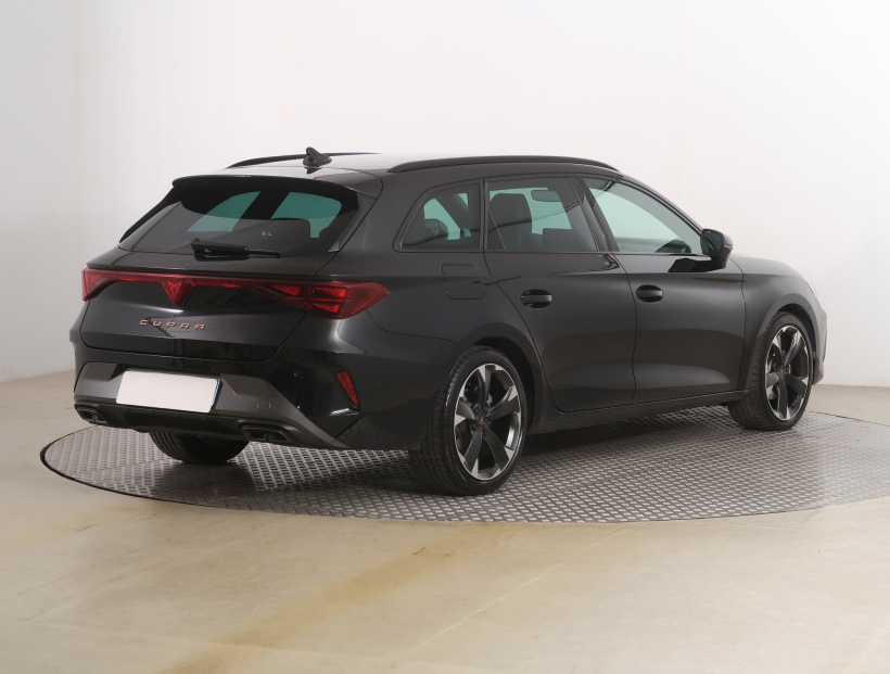 Cupra Leon, 2025