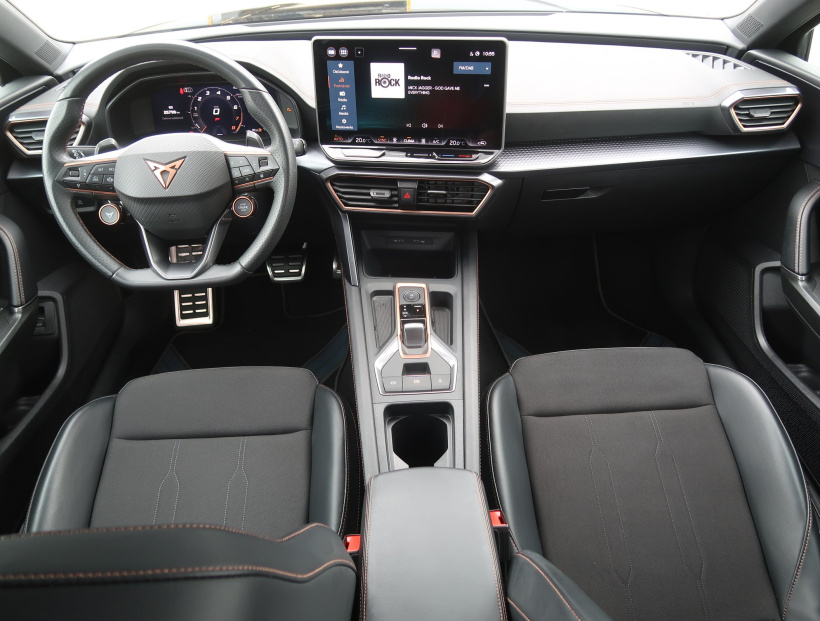 Cupra Leon, 2025
