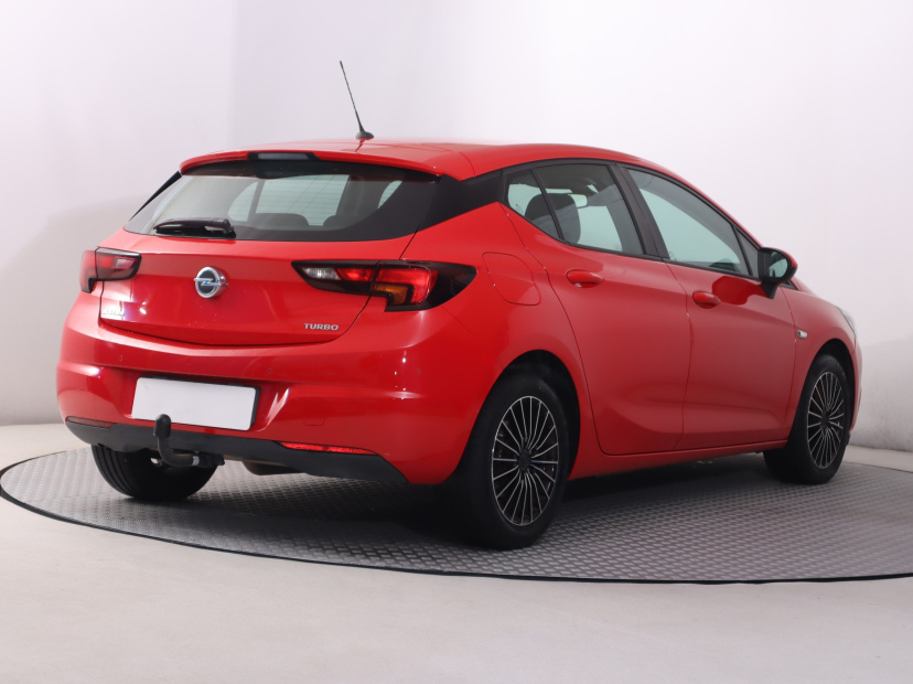 Opel Astra, 2015