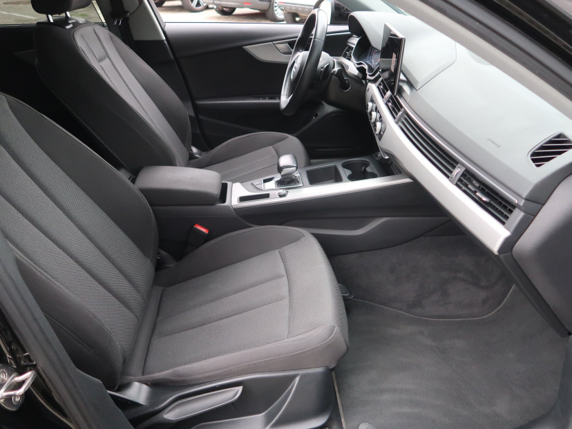 Audi A4, 2020