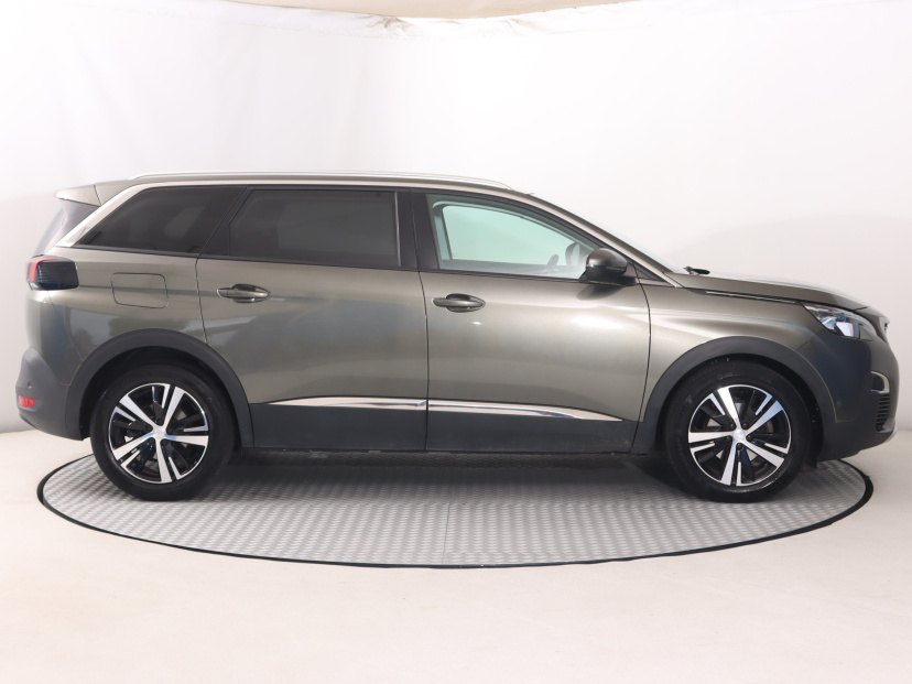 Peugeot 5008, 2018