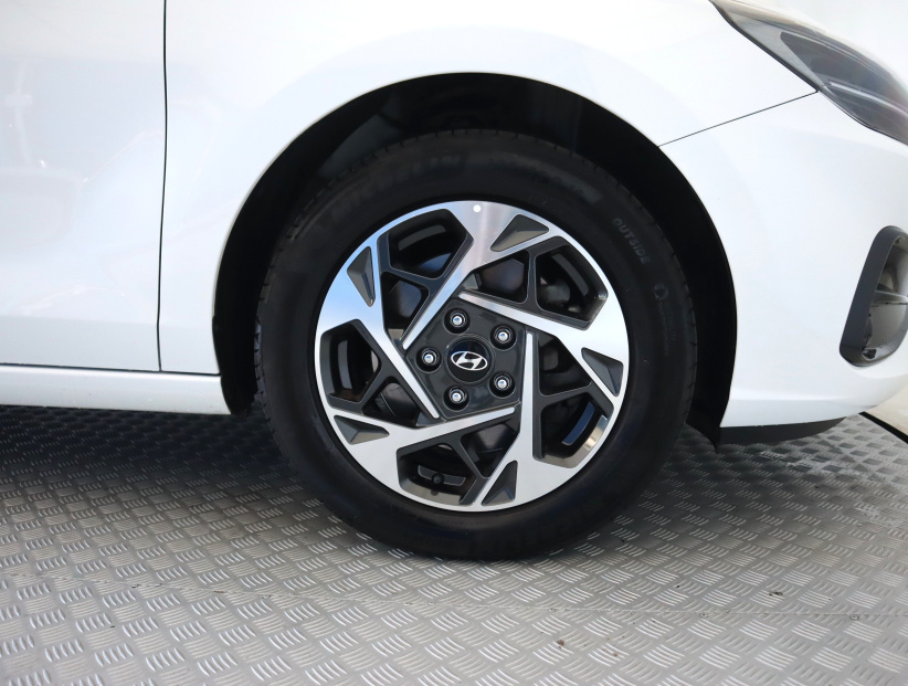 Hyundai i30, 2025