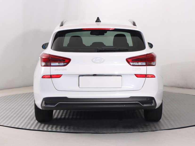 Hyundai i30, 2025