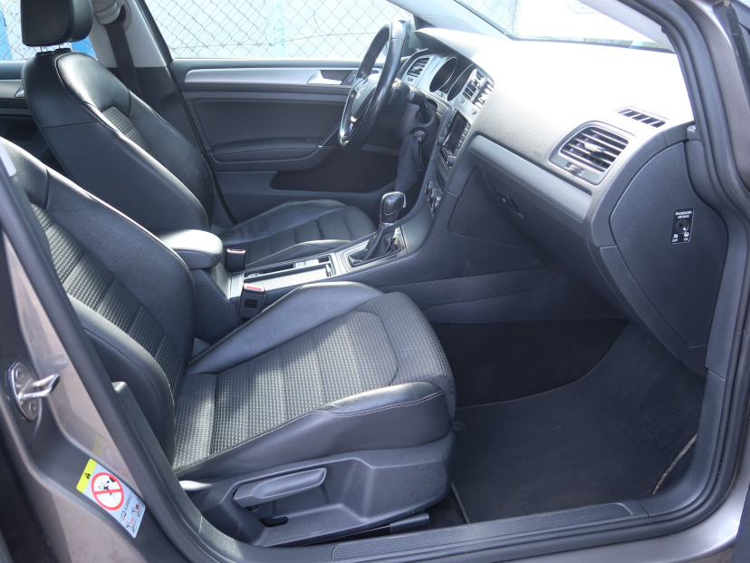 Volkswagen Golf, 2014