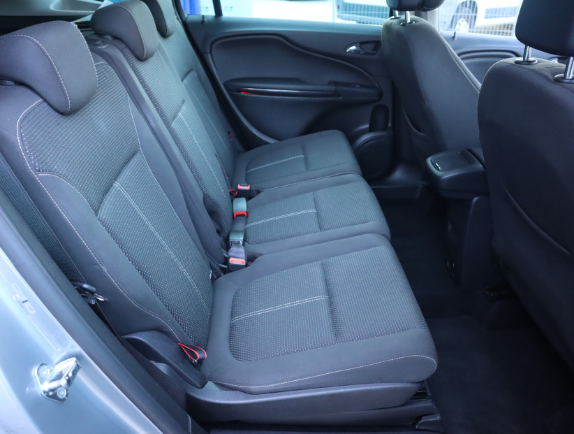 Opel Zafira Tourer, 2014