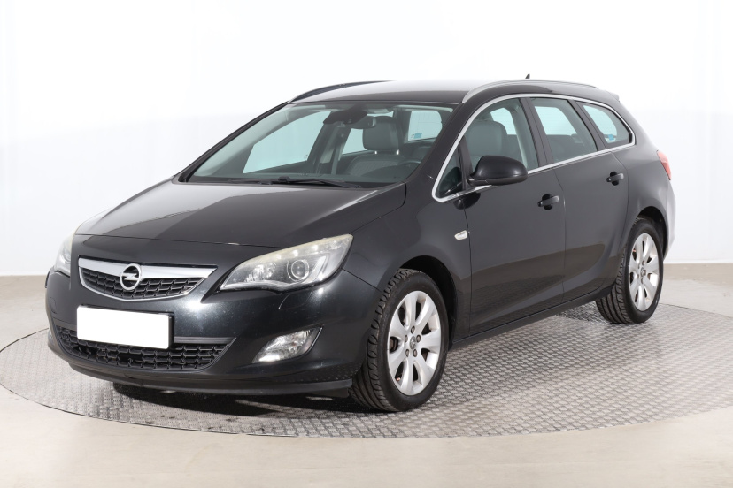 Opel Astra, 2012