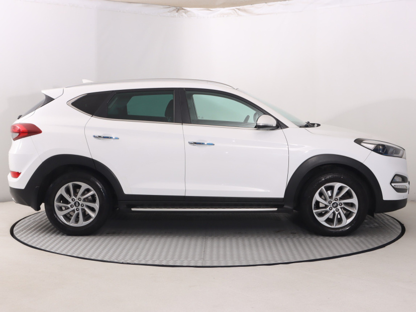 Hyundai Tucson, 2016