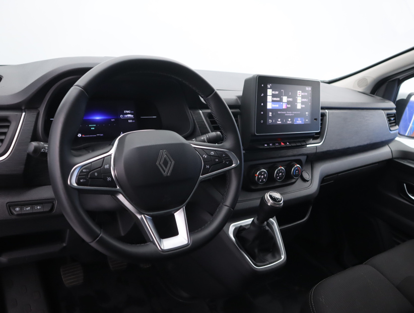 Renault Trafic, 2025
