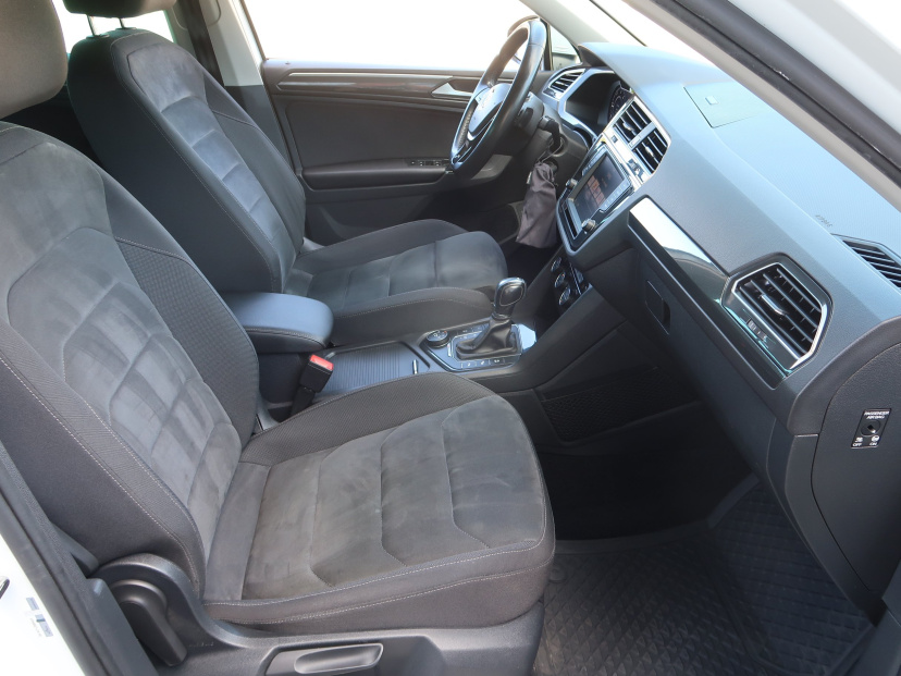 Volkswagen Tiguan, 2016