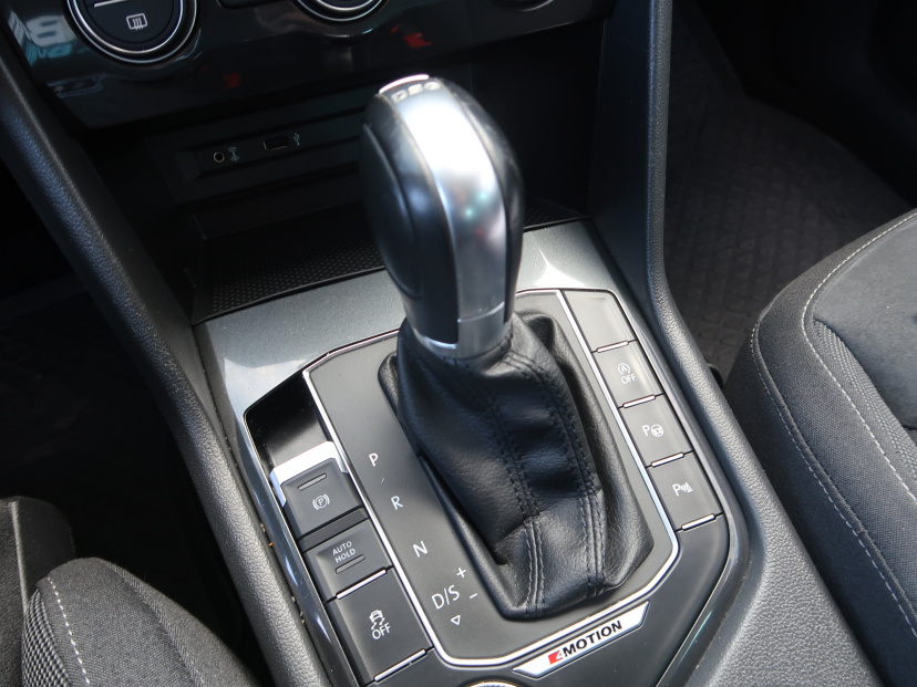Volkswagen Tiguan, 2016