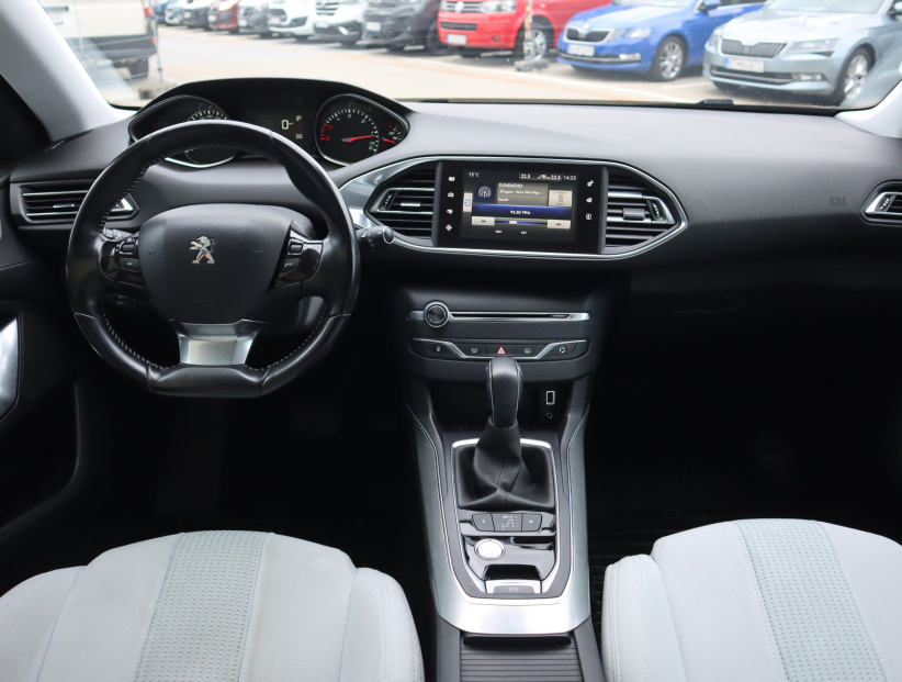 Peugeot 308, 2016