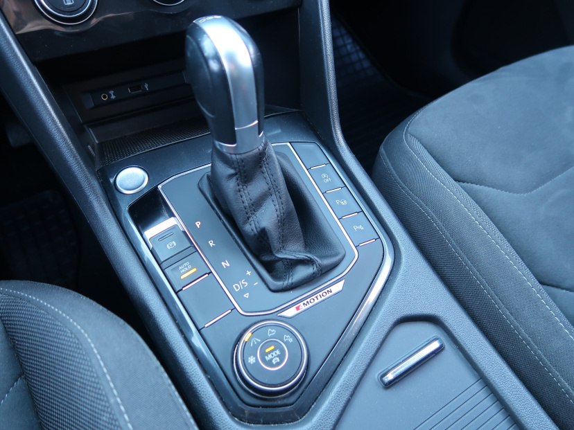Volkswagen Tiguan, 2018