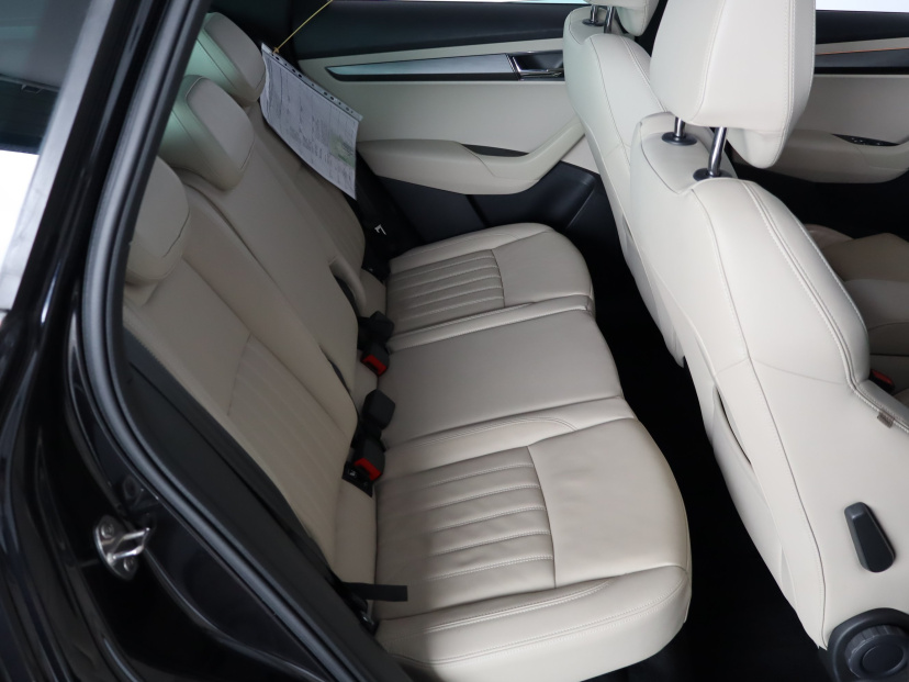 Škoda Karoq, 2018