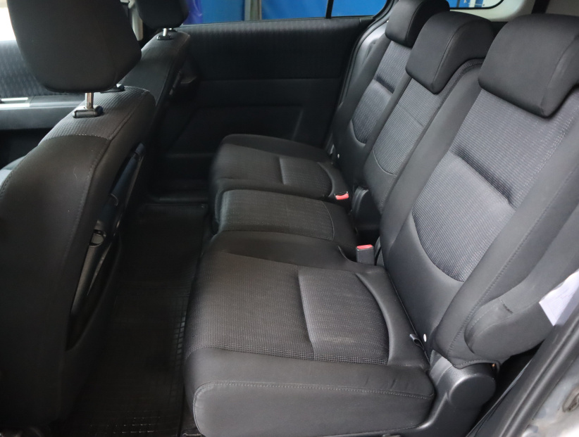Mazda 5, 2010