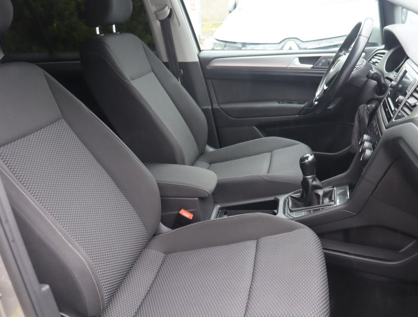 Volkswagen Golf Sportsvan, 2019