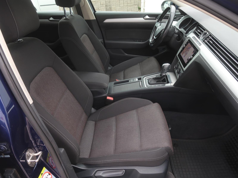 Volkswagen Passat, 2017