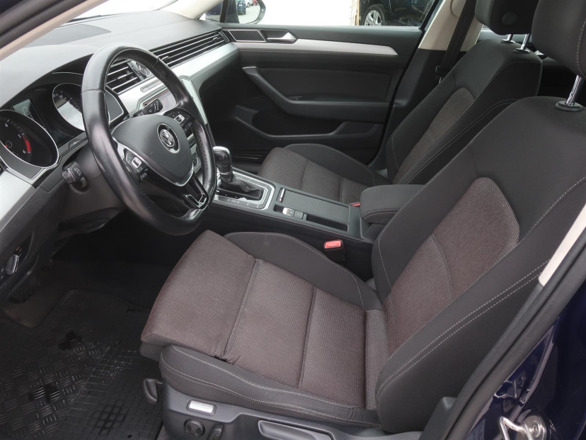 Volkswagen Passat, 2017