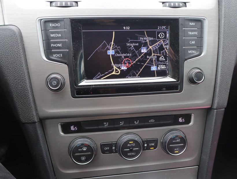 Volkswagen Golf, 2015