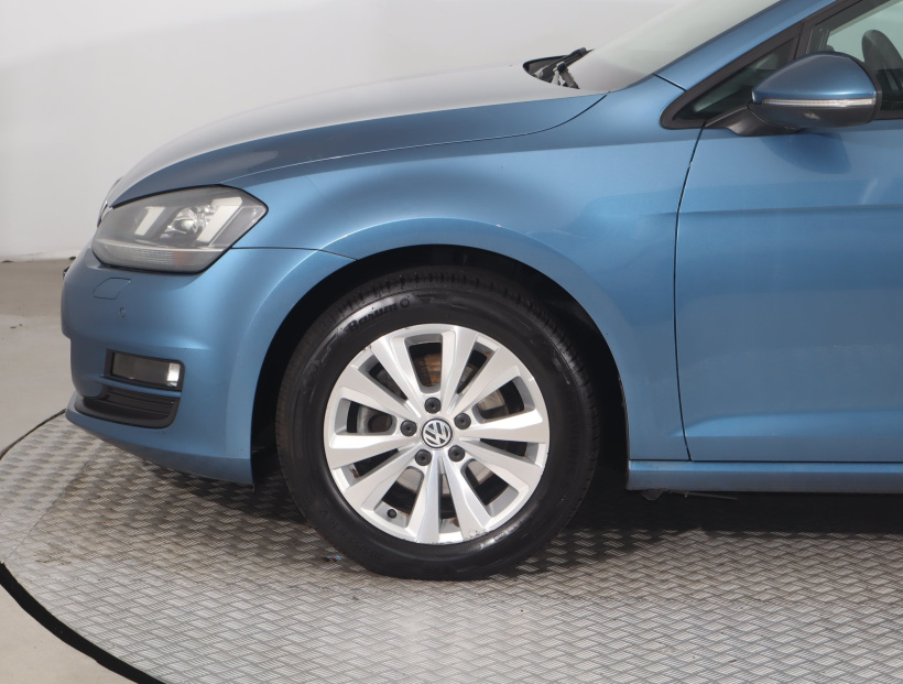 Volkswagen Golf, 2015