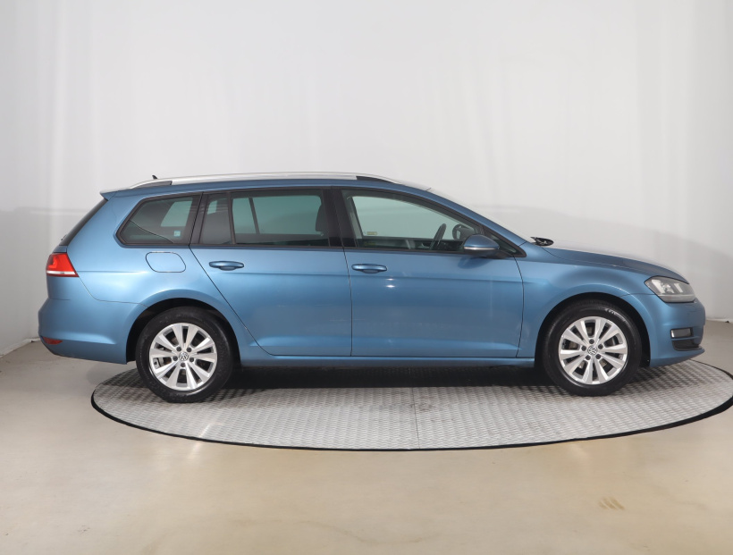 Volkswagen Golf, 2015