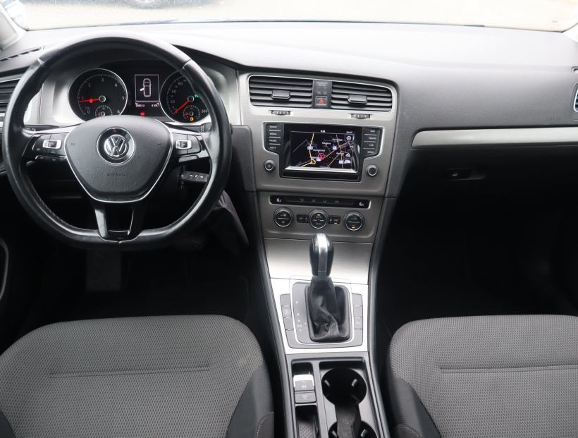 Volkswagen Golf, 2015