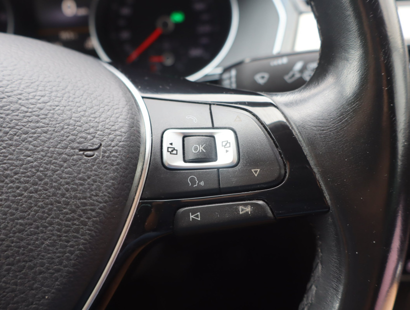Volkswagen Passat, 2015