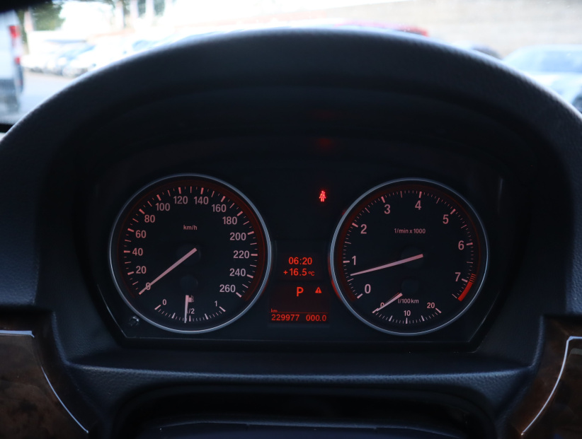 BMW 3, 2010