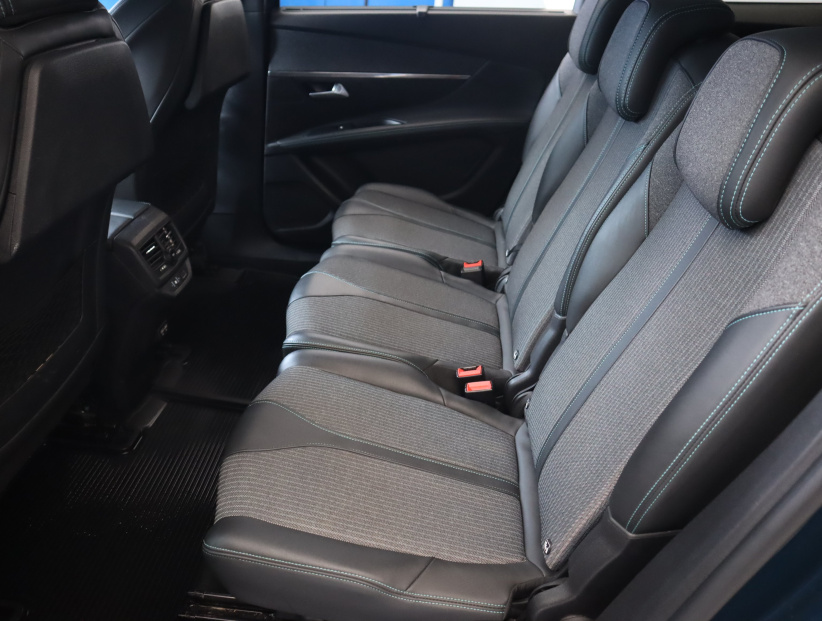 Peugeot 5008, 2021