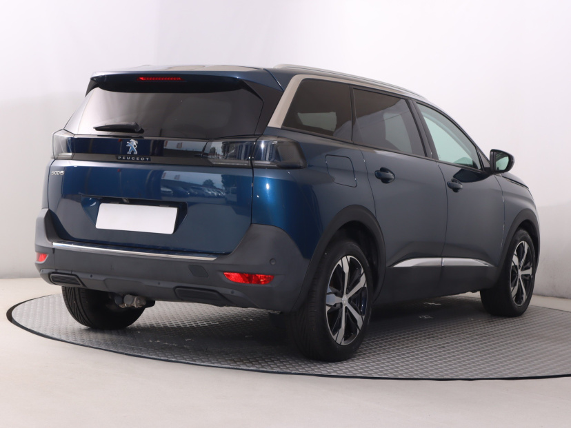 Peugeot 5008, 2021