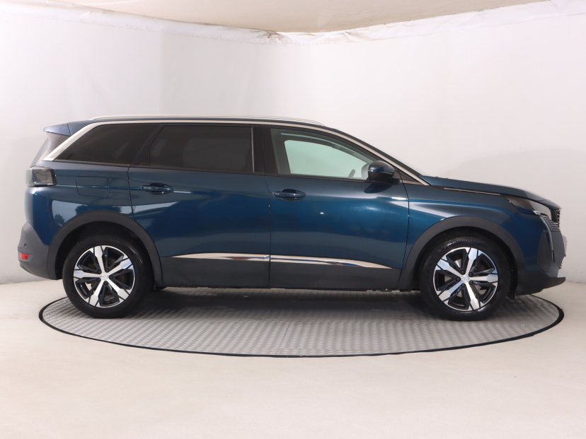 Peugeot 5008, 2021