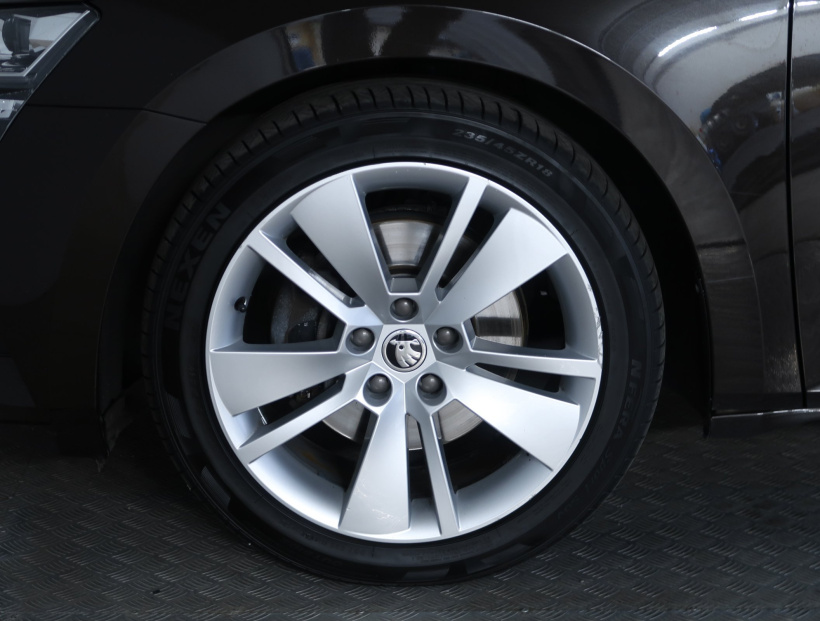 Škoda Superb, 2019