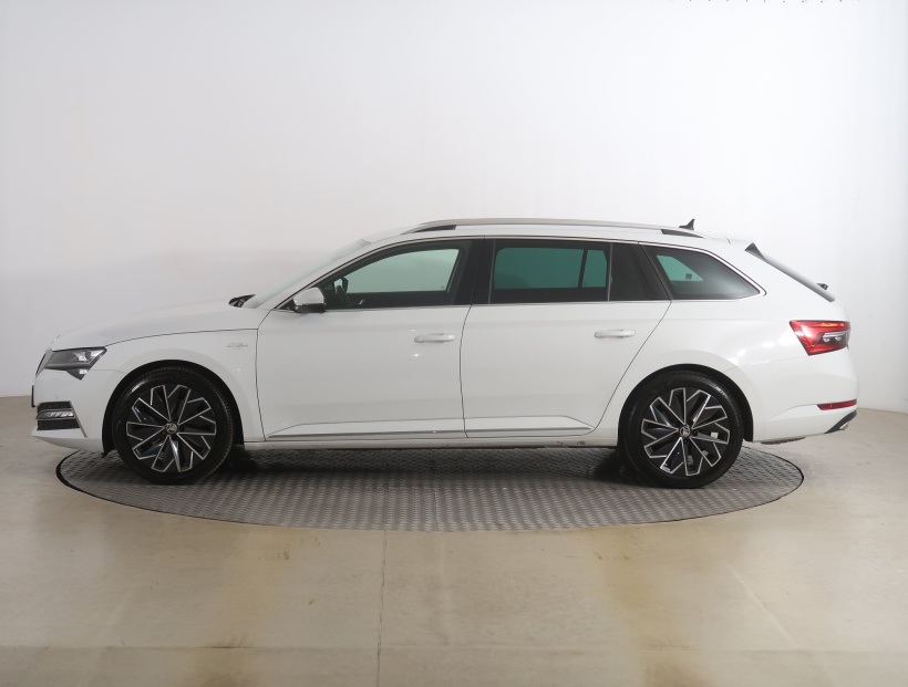 Škoda Superb, 2023