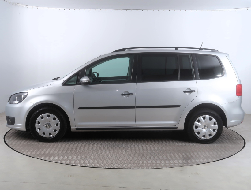 Volkswagen Touran, 2013