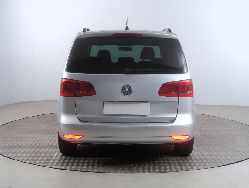 Volkswagen Touran, 2013