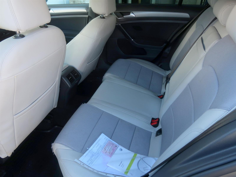 Volkswagen Golf, 2014