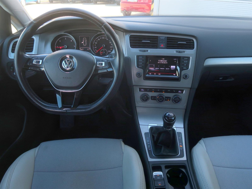 Volkswagen Golf, 2014