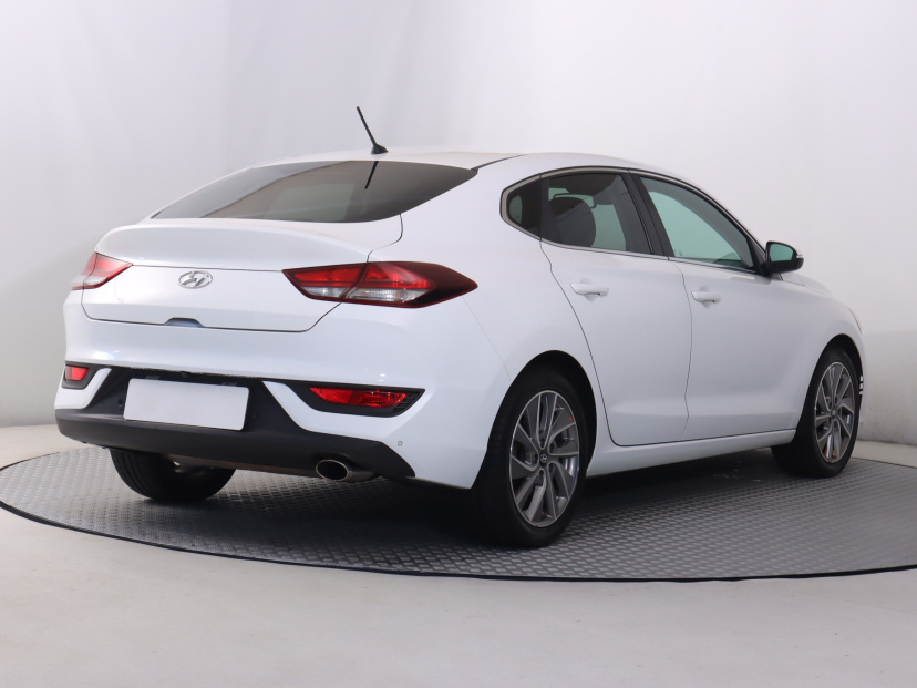 Hyundai i30 Fastback, 2018