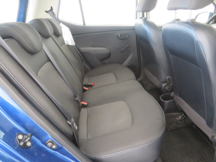 Hyundai i10, 2012