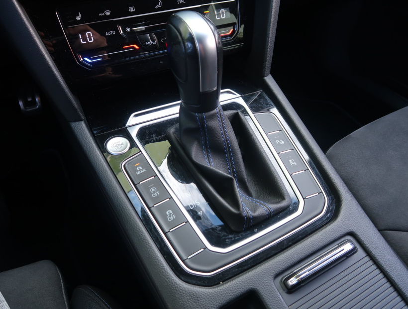 Volkswagen Arteon, 2022