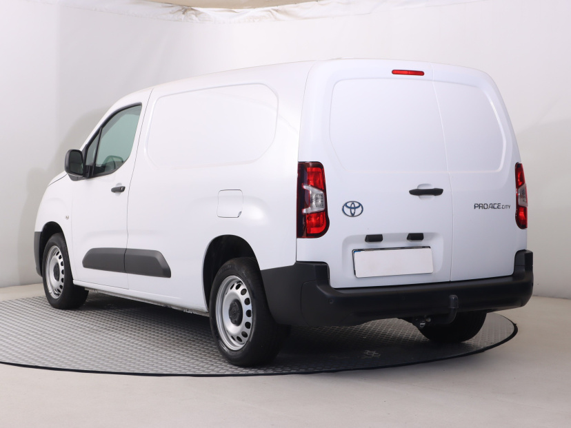 Toyota ProAce City, 2025