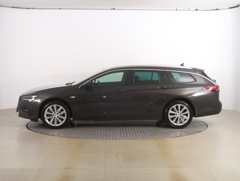 Opel Insignia, 2021